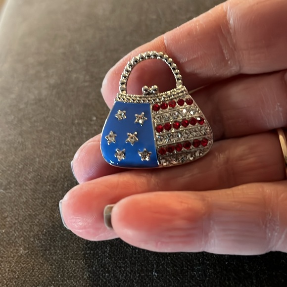 ❌sold at show ❌NWOT rhinestone and enamel patriotic, purse brooch - Picture 2 of 4
